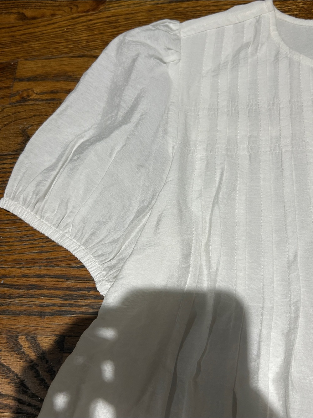 Current Air White Short Sleeve Pintuck Blouse - Picture 3 of 7